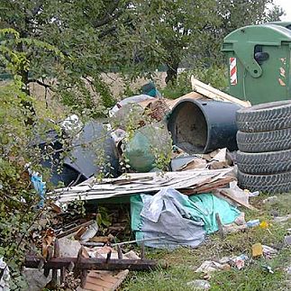 rifiuti1-g_opt.jpg